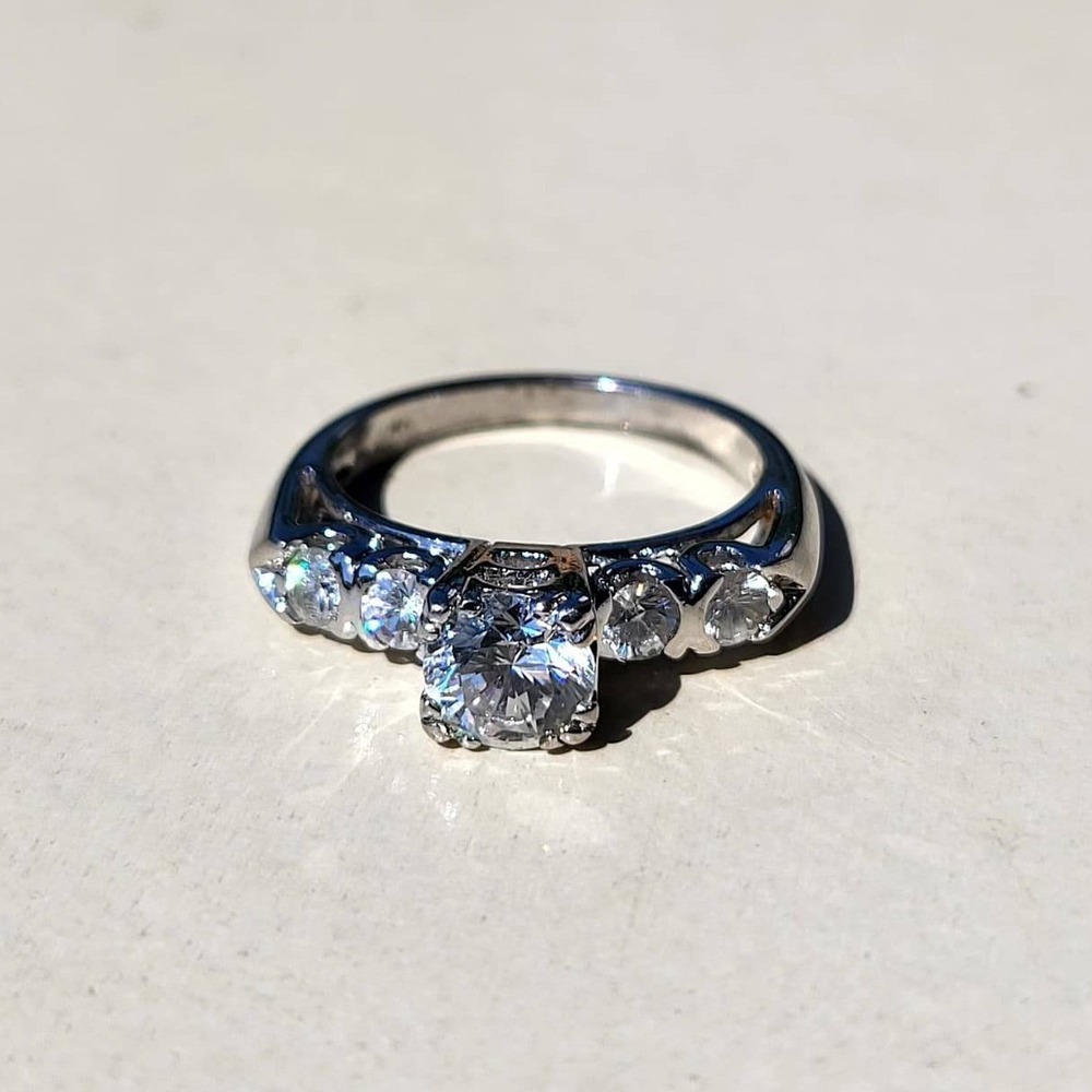 Vintage Silver Tone Cubic Zirconia Engagement Ring Size 6 Clear Round Stones